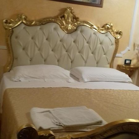 Soggiorno Annamaria Firenze Bagian luar foto