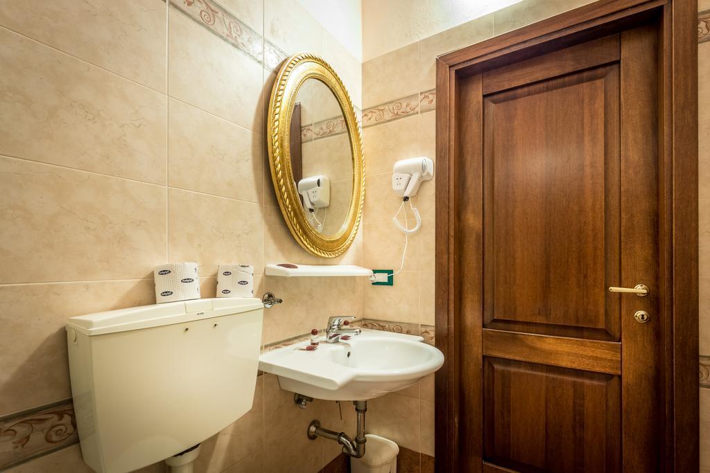 Soggiorno Annamaria Firenze Bagian luar foto